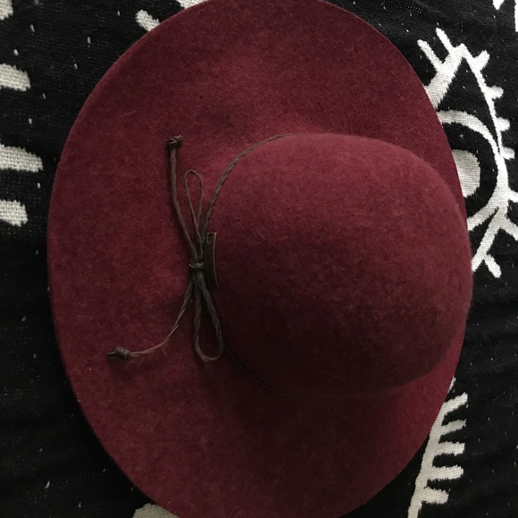 Christy’s London Burgundy Floppy Hat - Picture 2 of 6